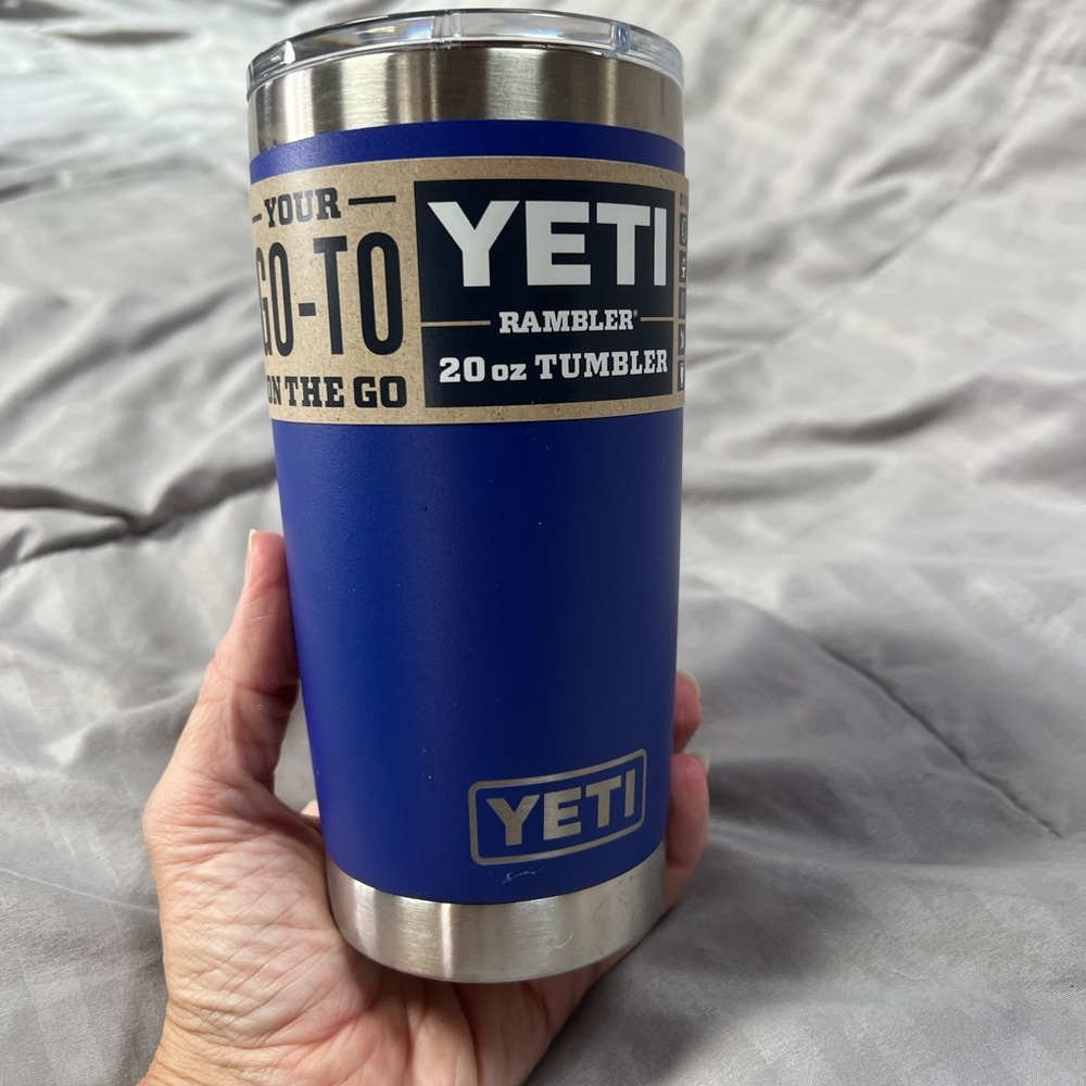 BNWT YETI 20oz Tumbler with Magslider Lid New Offshore Blue Color